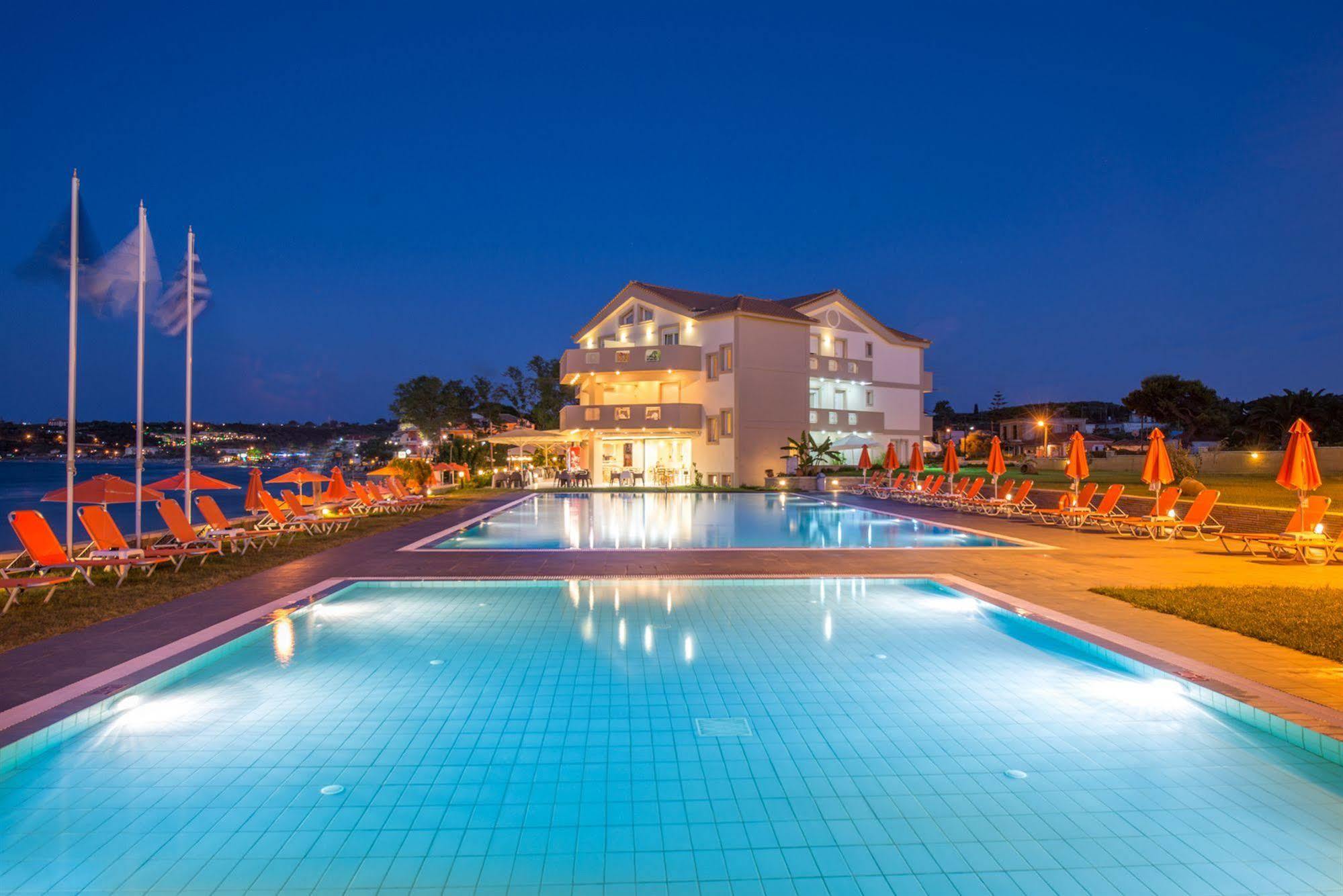 Al Mare Hotel Циливи Екстериор снимка